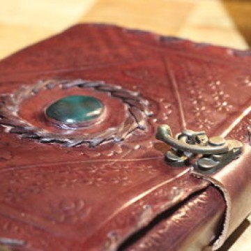 1-jewel-1-lock-1-2123698442.jpg